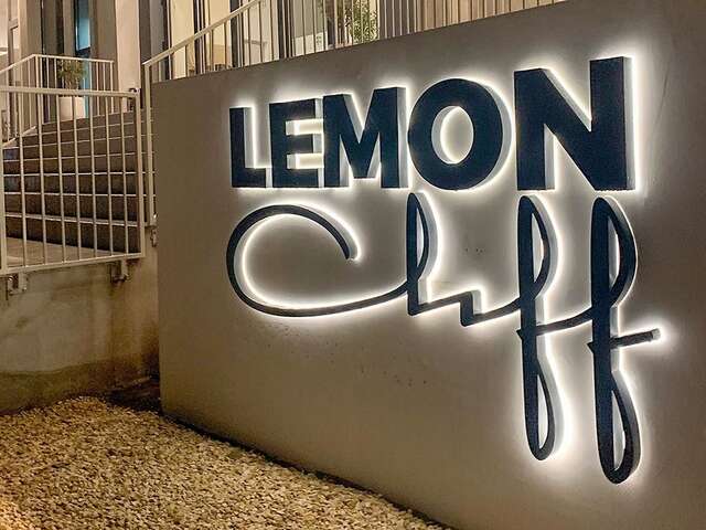 Отель Lemon Cliff Luxury B&B Мамайя Норд – Нэводари-22